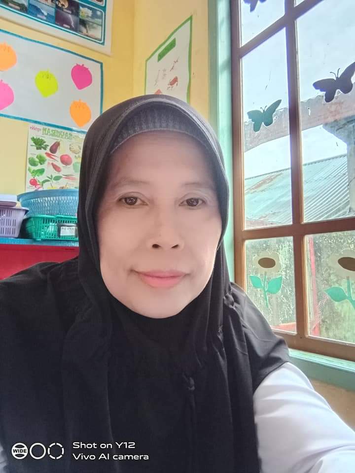 RAHMIYATI DAMOPOLII